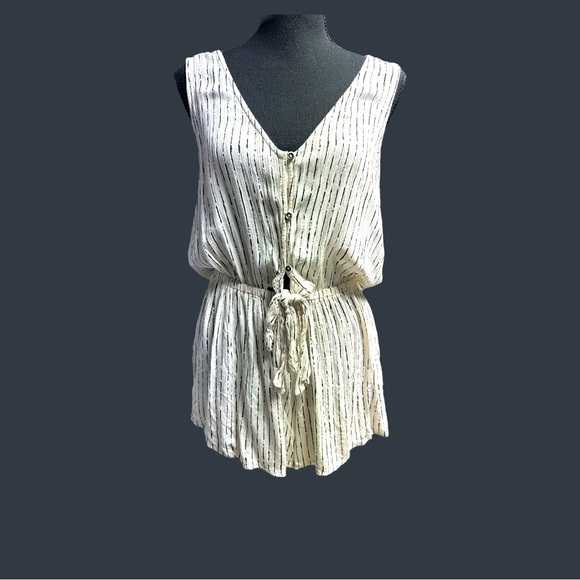 Billabong Cream and Black Striped Romper Size Large - Picture 1 of 10